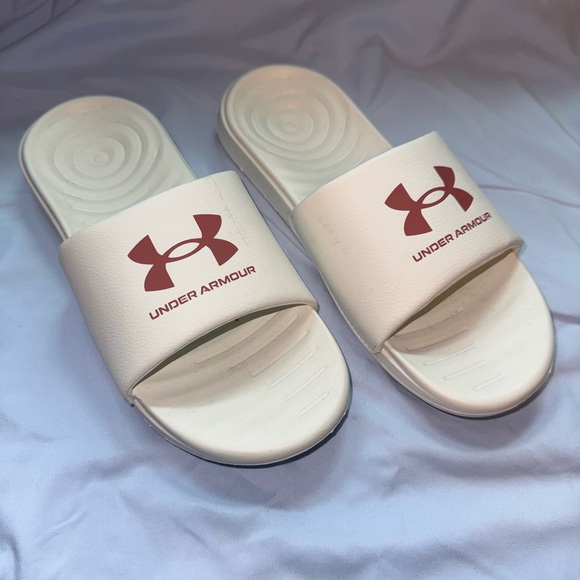 Under Armour White Slides with Pink Logo - Picture 1 of 4